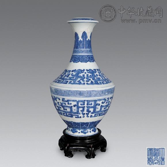 清道光 浆胎青花夔龙盖碗尊