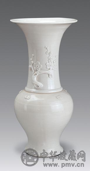 清康熙 德化窑梅花凤尾尊