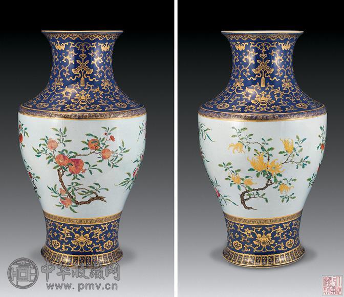 清乾隆 霁蓝描金粉彩花果尊