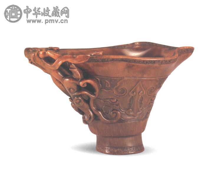 明 犀角雕双螭杯