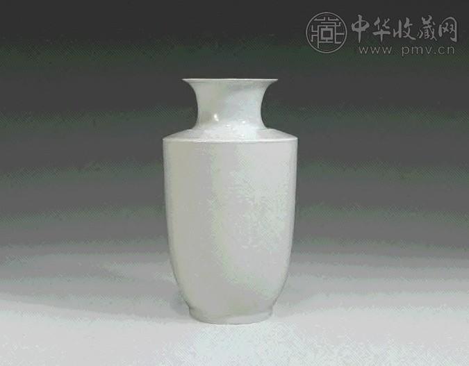 文革时期 白釉暗花两截罐