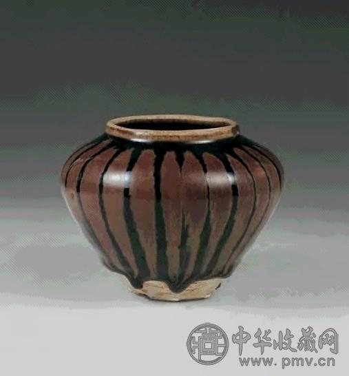 金 黑釉铁锈花小罐