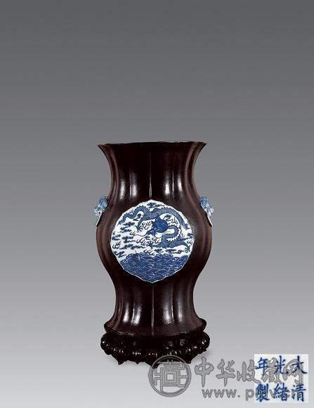 清光绪 青花龙凤纹海棠形兽耳大尊