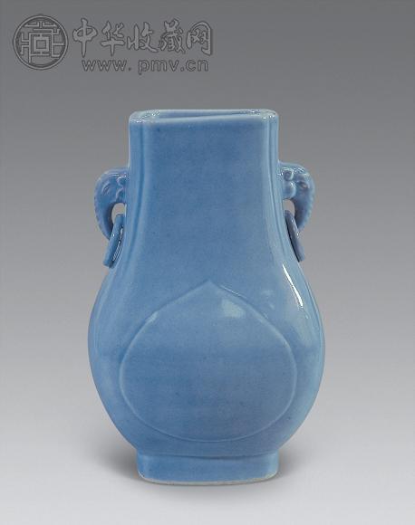 清 乾隆 天蓝釉双象环耳尊