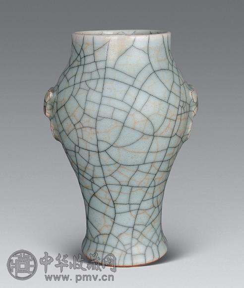 清乾隆 哥釉兽耳尊