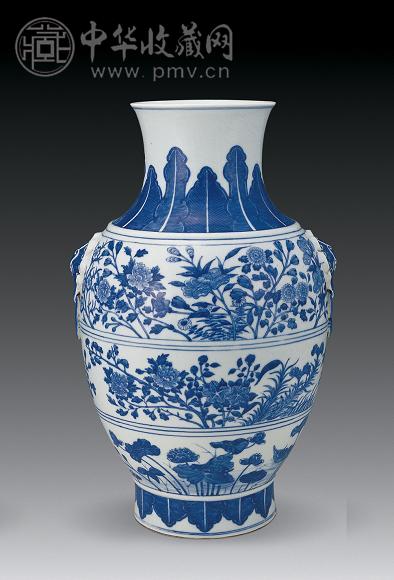 清 青花花卉兽耳尊