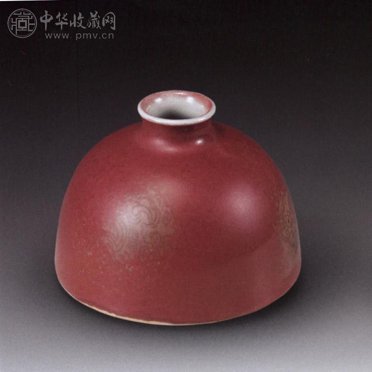 清康熙 豇豆红暗刻夔龙太白尊 清康熙 豇豆红暗刻夔龙太白尊