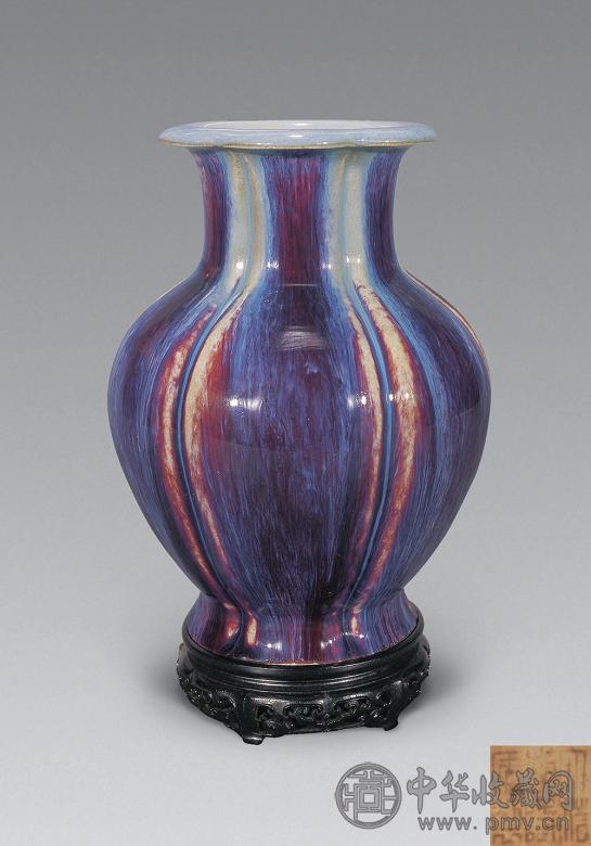 清乾隆 窑变釉石榴尊