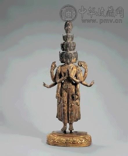 十七-十八世纪 铜鎏金十一面八臂观音立像