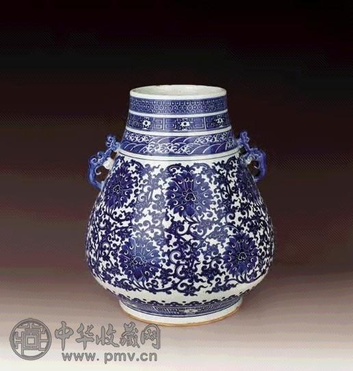 清乾隆 青花螭耳缠枝牛头尊