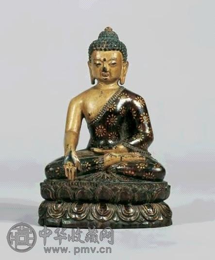 清中期 沉香木雕佛像