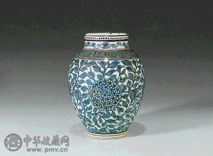 清中期 斗彩花卉罐