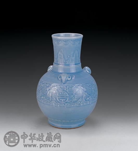 清 天青釉三羊尊