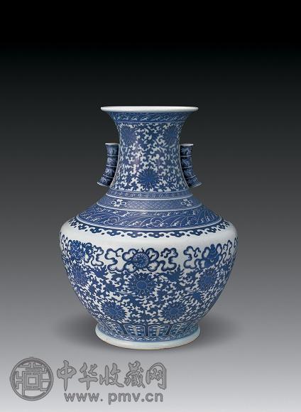 清 青花缠枝莲八宝盖碗尊