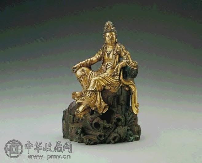 清初 铜鎏金水月观音像