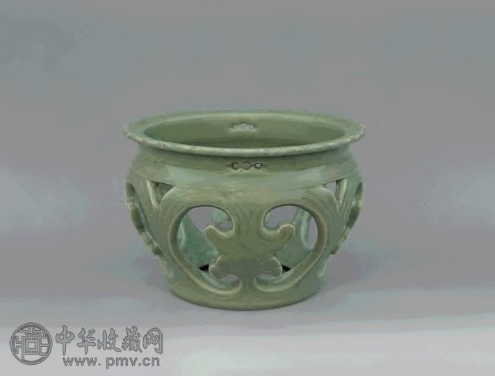 元 龙泉窑鱼娄尊