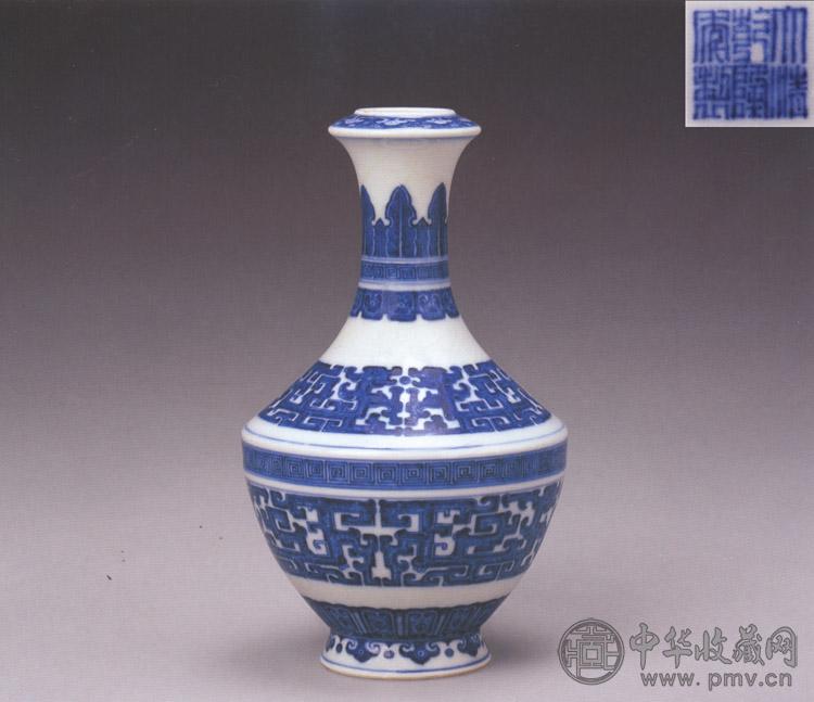 清乾隆 青花夔龙纹盖碗尊 清乾隆 青花夔龙纹盖碗尊