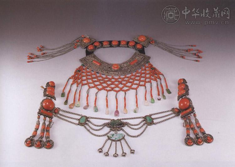 清 珊瑚头饰(1套)