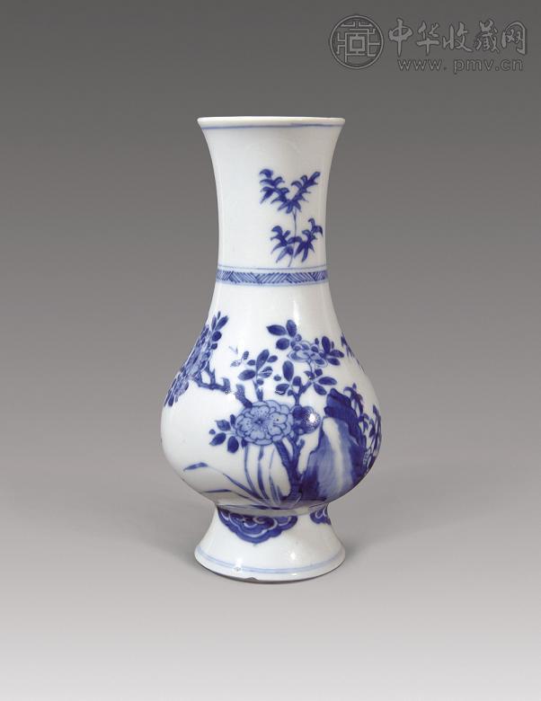 清康熙 青花花鸟纹琵琶尊