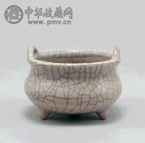 清 哥窑三足炉