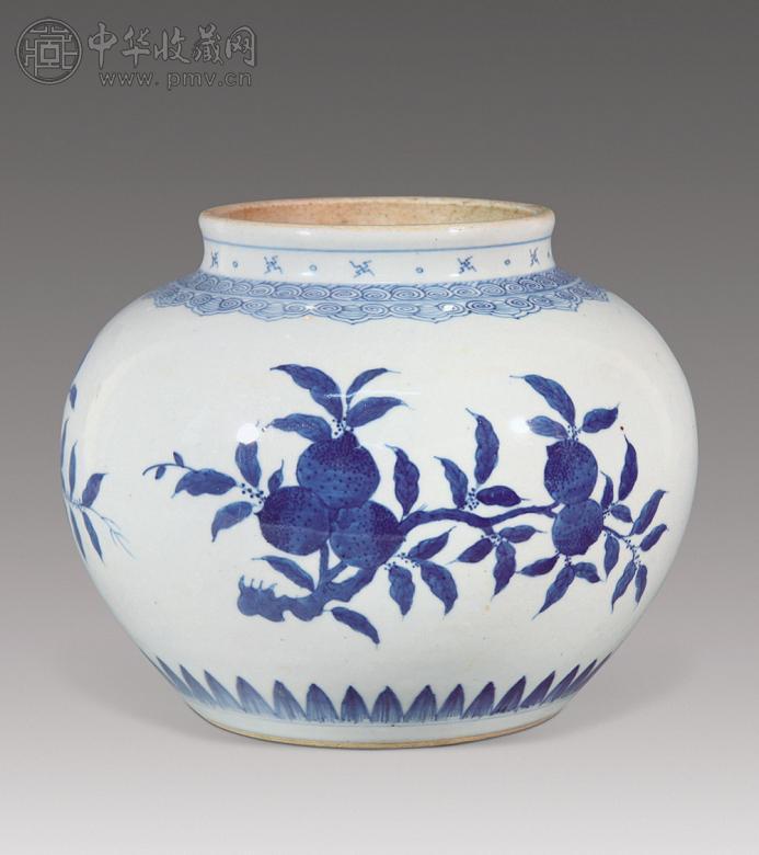 清乾隆 青花三多果纹苹果尊