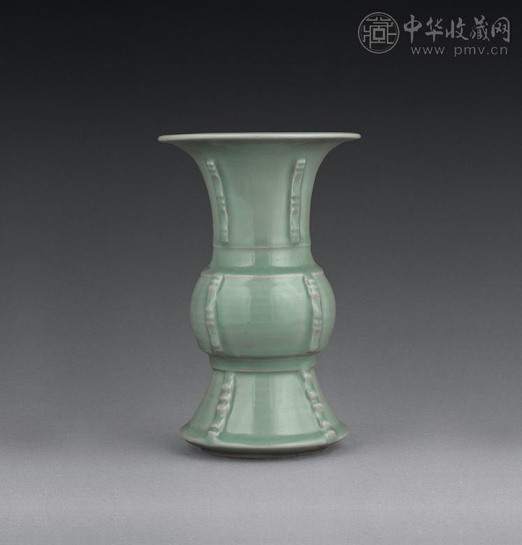 南宋 龙泉窑花觚