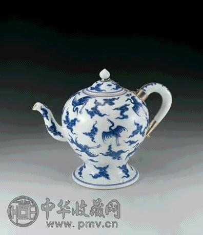 清康熙 青花云鹤纹壶