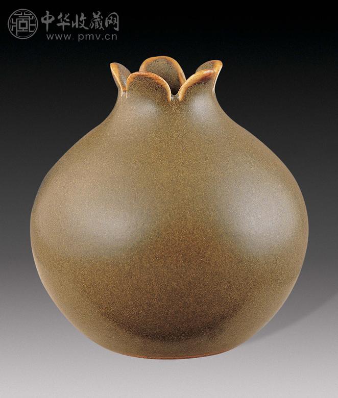 清 茶叶沫石榴尊