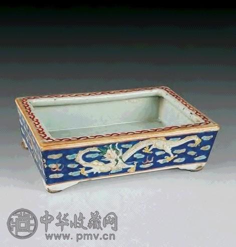 清 蓝釉地龙纹水僊盆