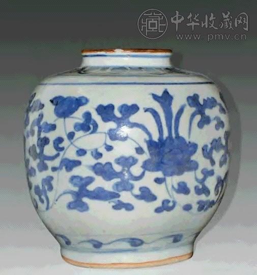 明末 青花缠枝花卉纹罐