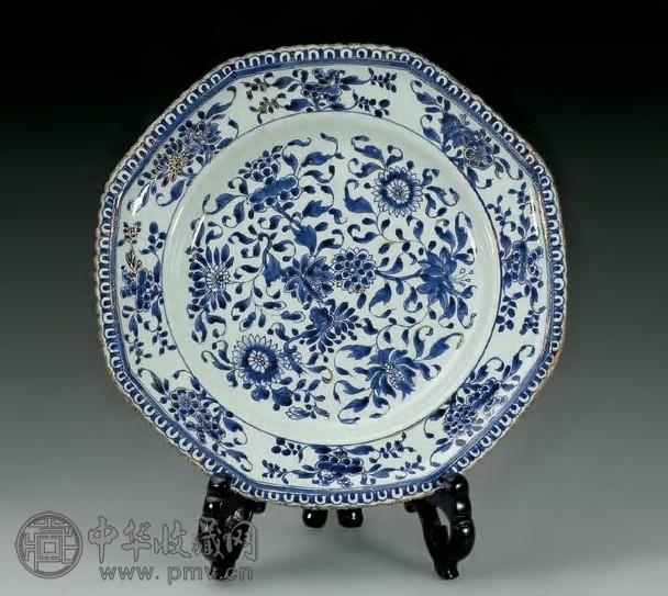 清乾隆 青花描金花卉纹八方大盘