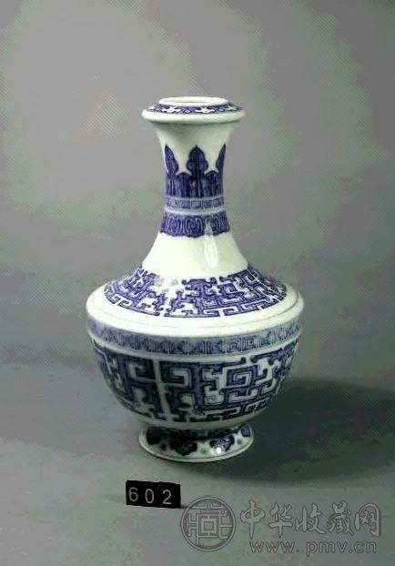 清 青花小盖碗尊