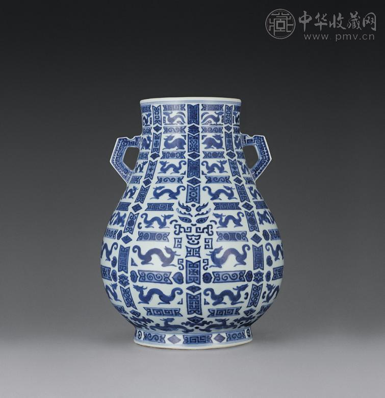 清雍正 青花蟠螭饕餮纹双耳尊