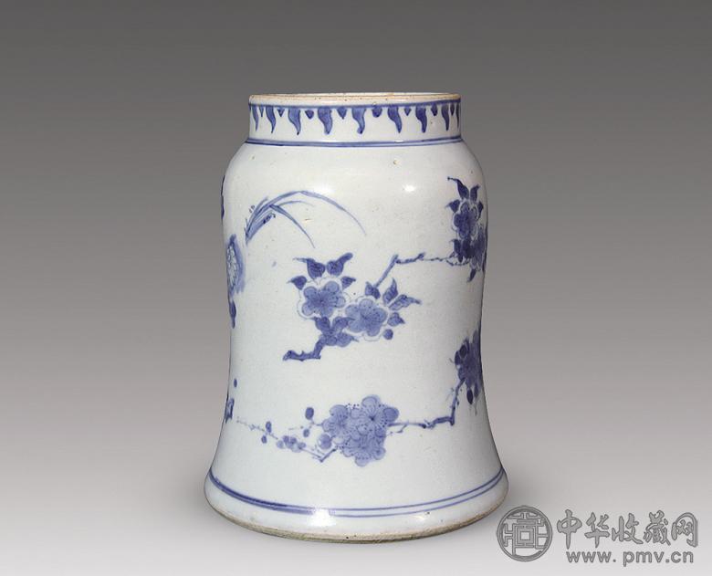 明 青花花卉纹尊