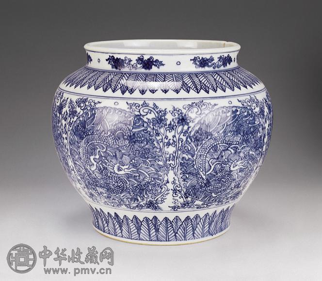 民国 青花团龙纹尊