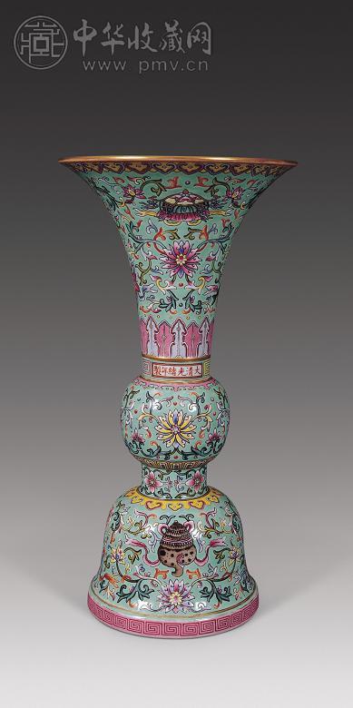 清光绪 绿地粉彩缠枝莲托八宝纹花觚