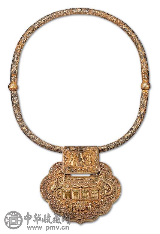 清中期 银鎏金钻花玉堂富贵锁