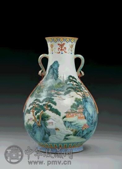 清乾隆 粉彩山水如意万代琵琶尊