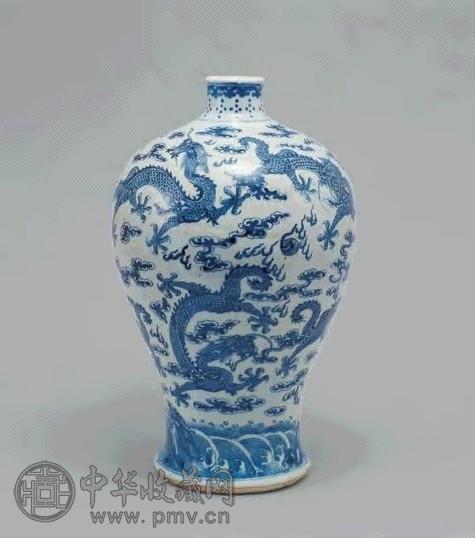 清中期 青花龙纹梅瓶