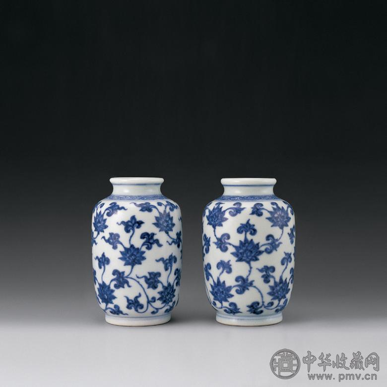 清雍正 青花缠枝花卉小罐(2件)