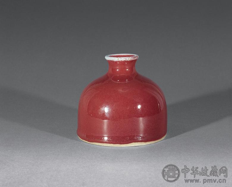 清 红釉马蹄尊