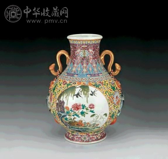 民国 粉彩开光花鸟纹如意耳尊