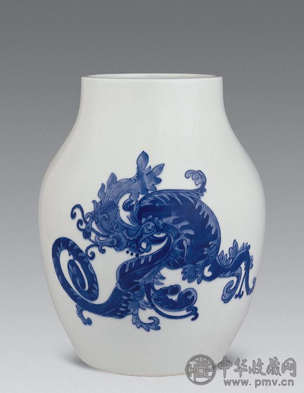 清 青花夔凤纹尊