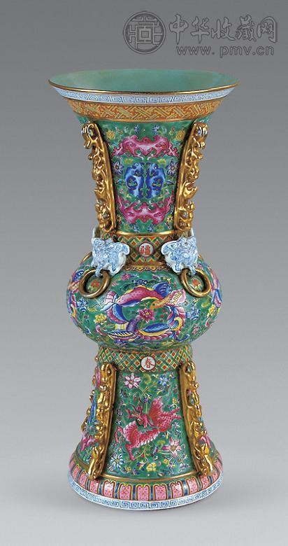 清 粉彩出戟花觚