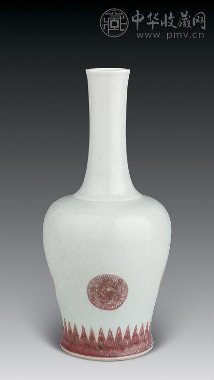 清康熙 釉里红摇铃尊