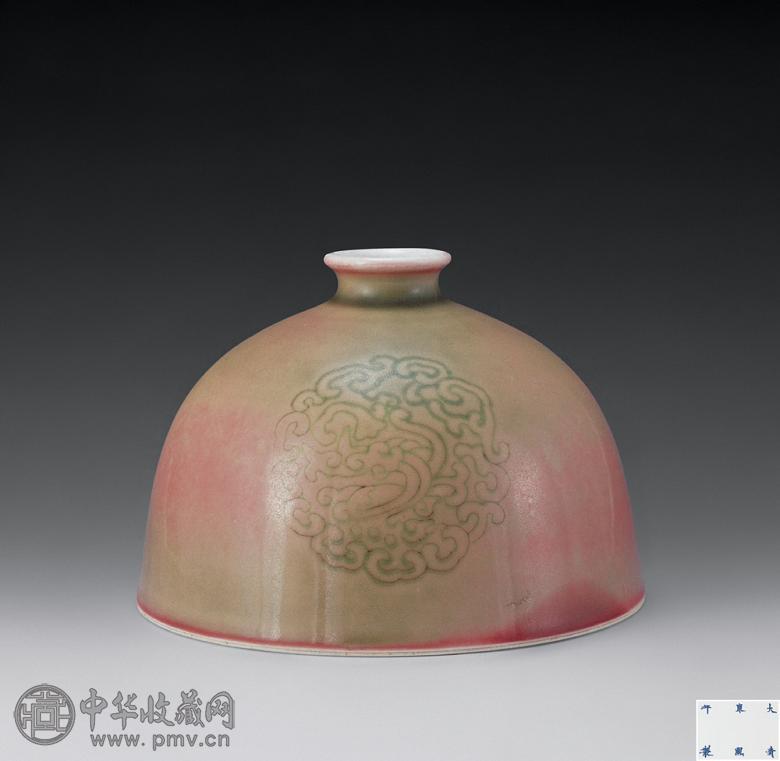 清康熙 豇豆红暗刻团龙太白尊