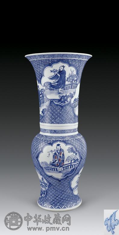 清康熙 青花釉里红山水人物纹花觚