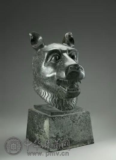 清 圆明园大水法十二生肖铜铸狗头