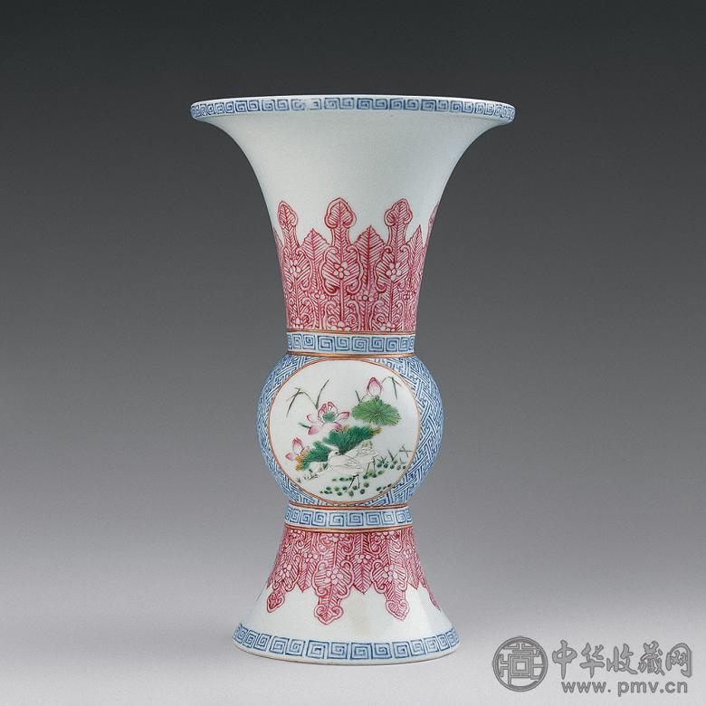 民国 料彩开光一路连科纹花觚