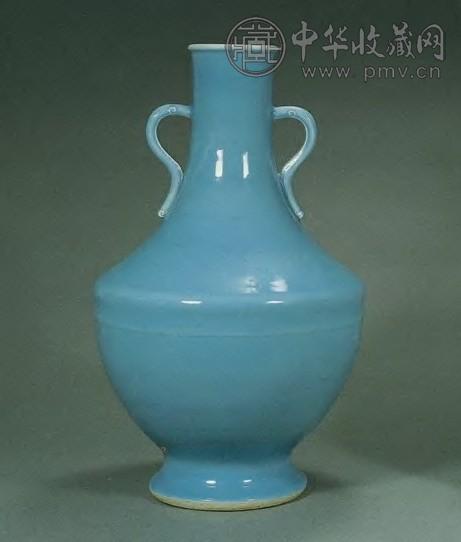 清雍正 紫蓝釉双耳环大尊